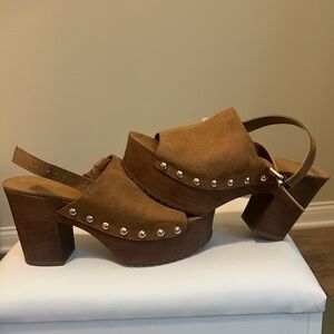 Wonderly Brown Suede Platform Clog Sandals with Studs
